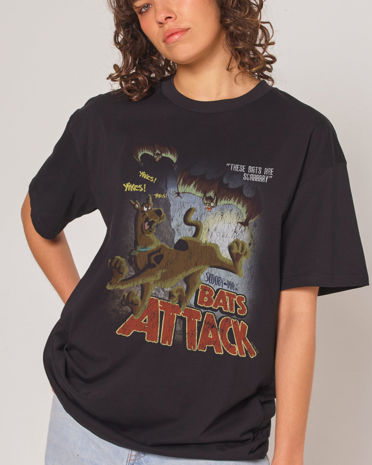 Scooby-Doo Bats Attack T-Shirt product image 2