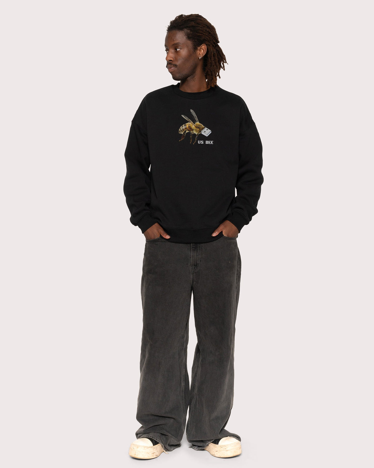 US BEE Sweatshirt product image 6