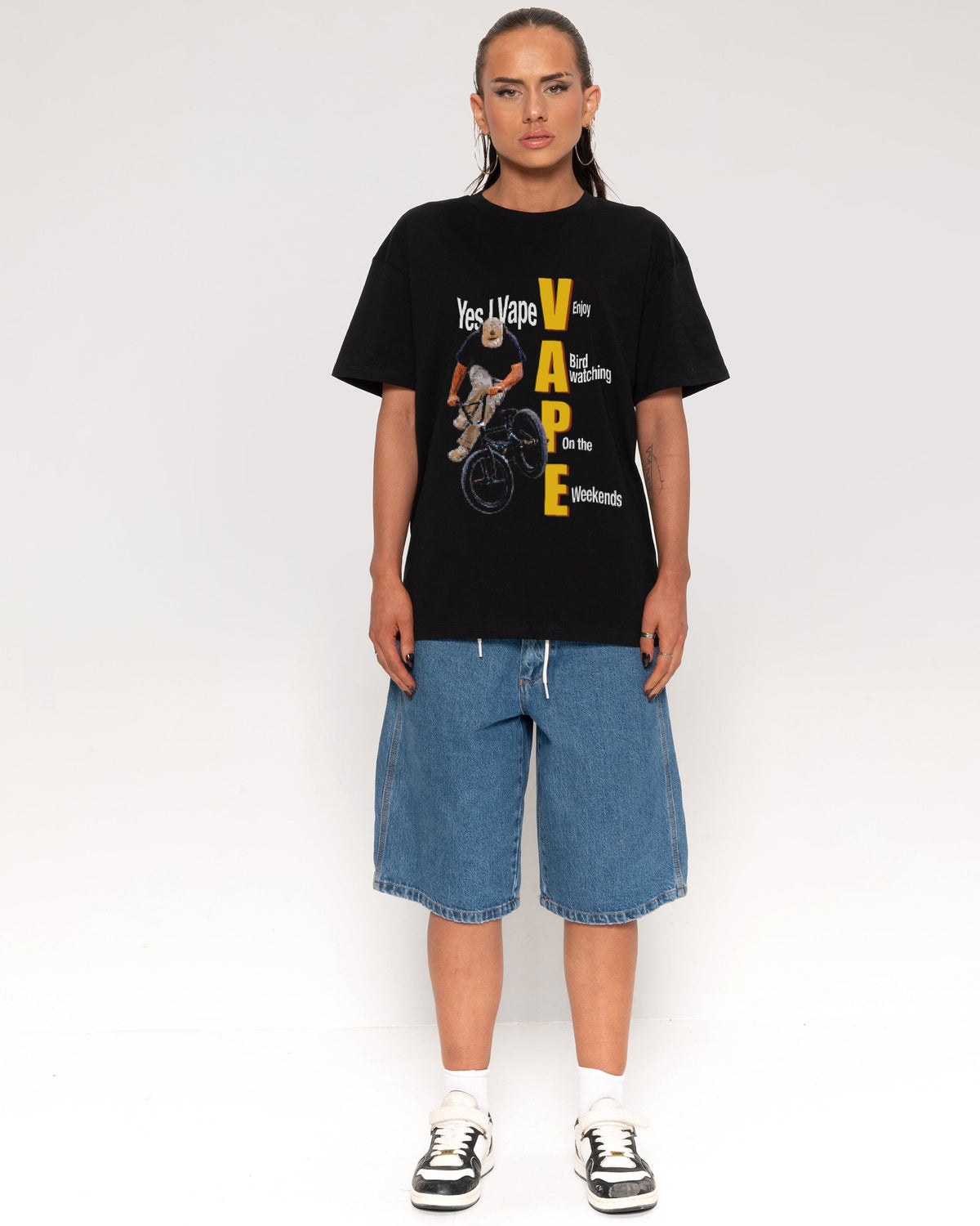 Yes I Vape T-Shirt product image 2