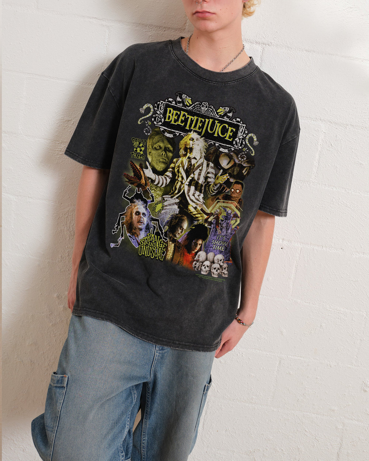 Beetlejuice Vintage Oversized Tee product image 3