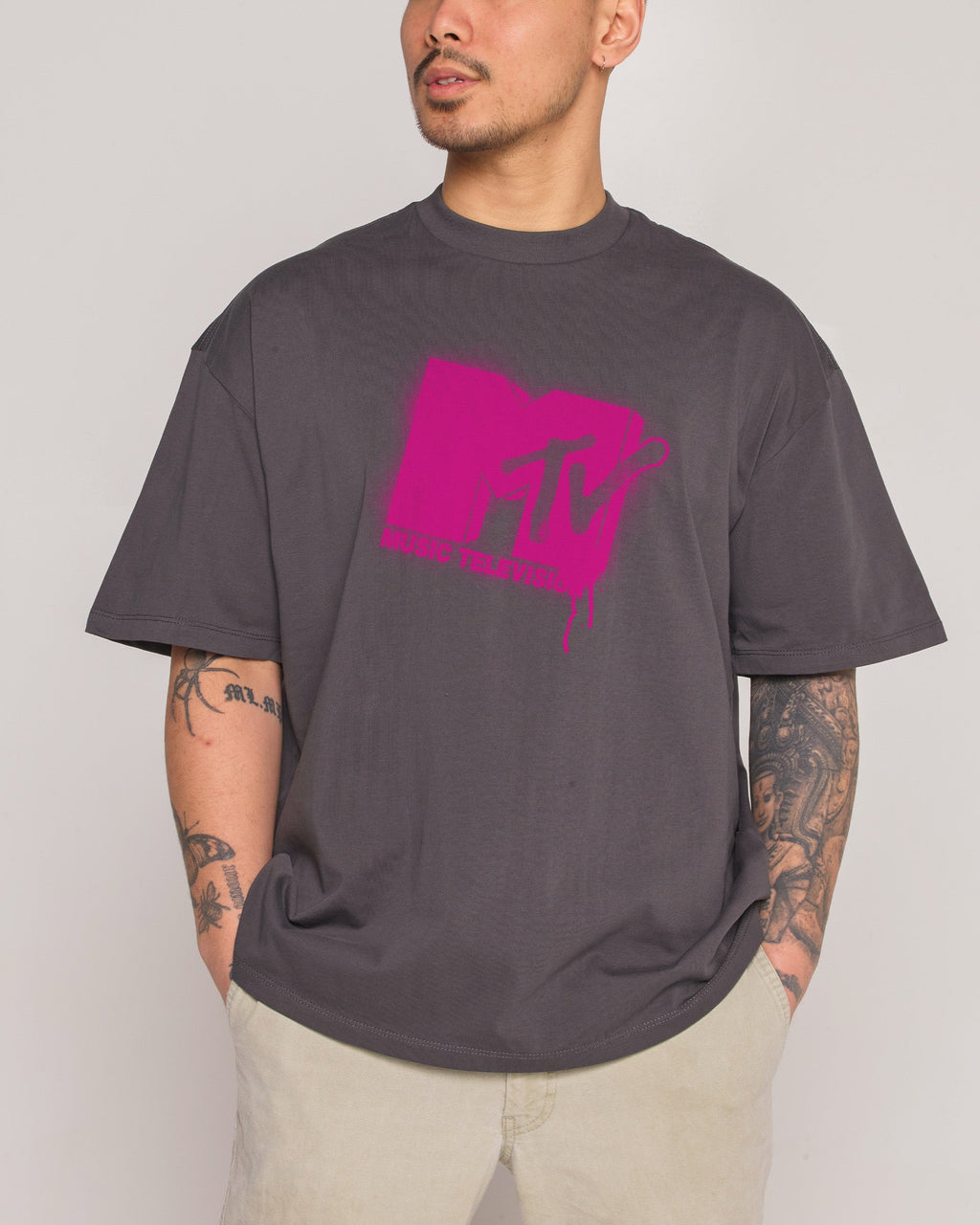 Graffiti MTV Logo Oversized Tee product image 4