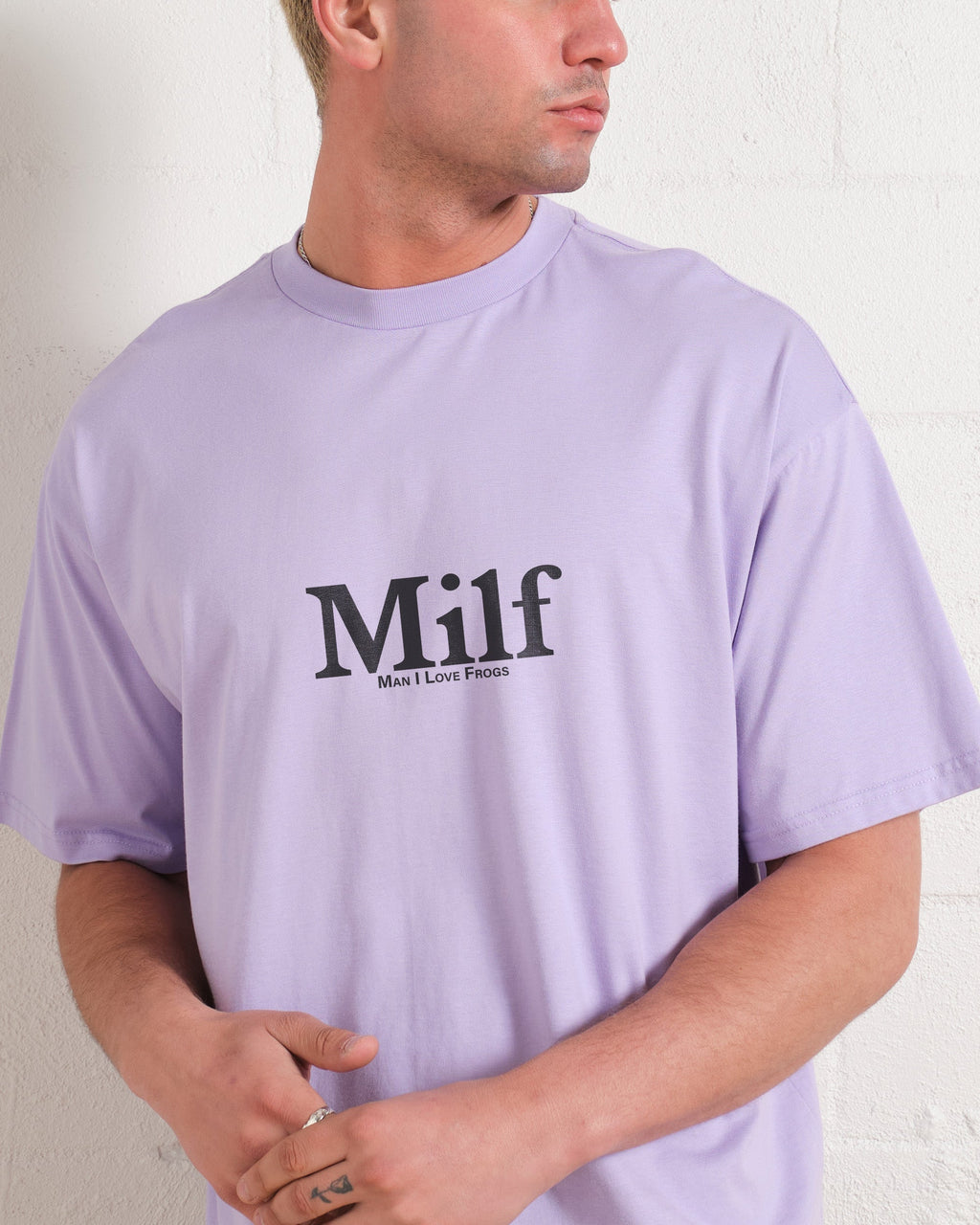 Man I Love Frogs Front and Back Oversized Tee product image 12