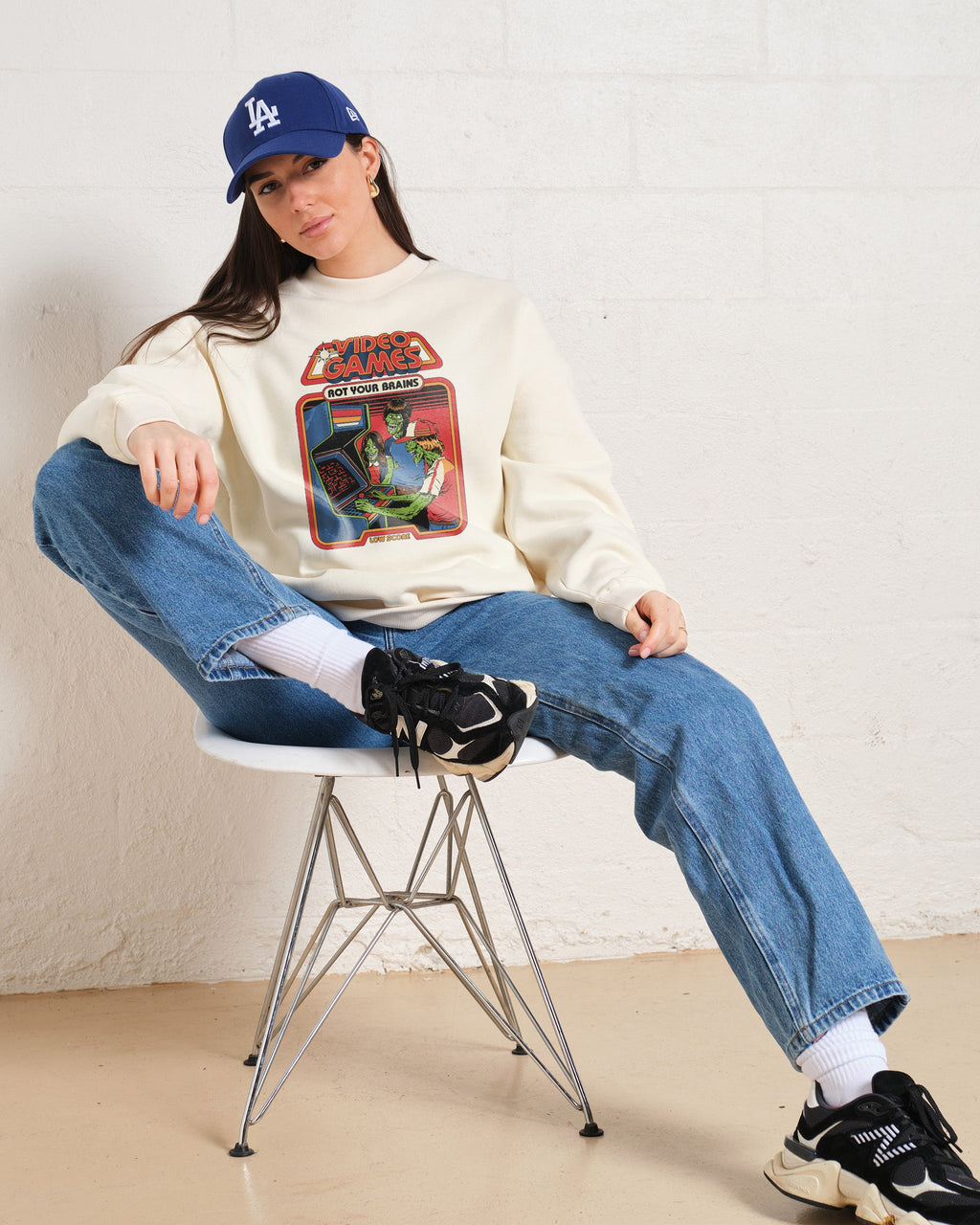 Video Games Rot Your Brains Sweatshirt product image 4