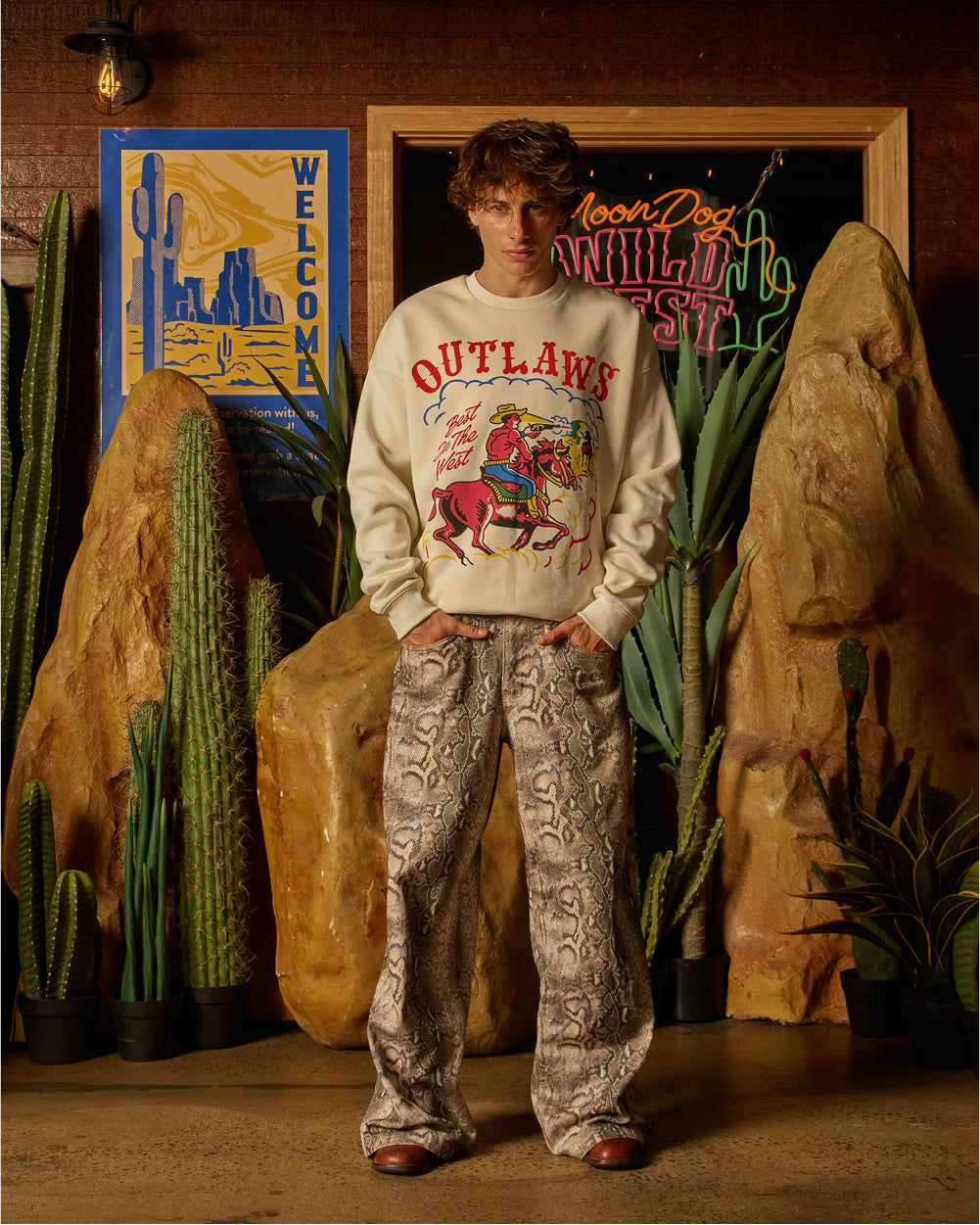 Outlaws Sweatshirt product image 6