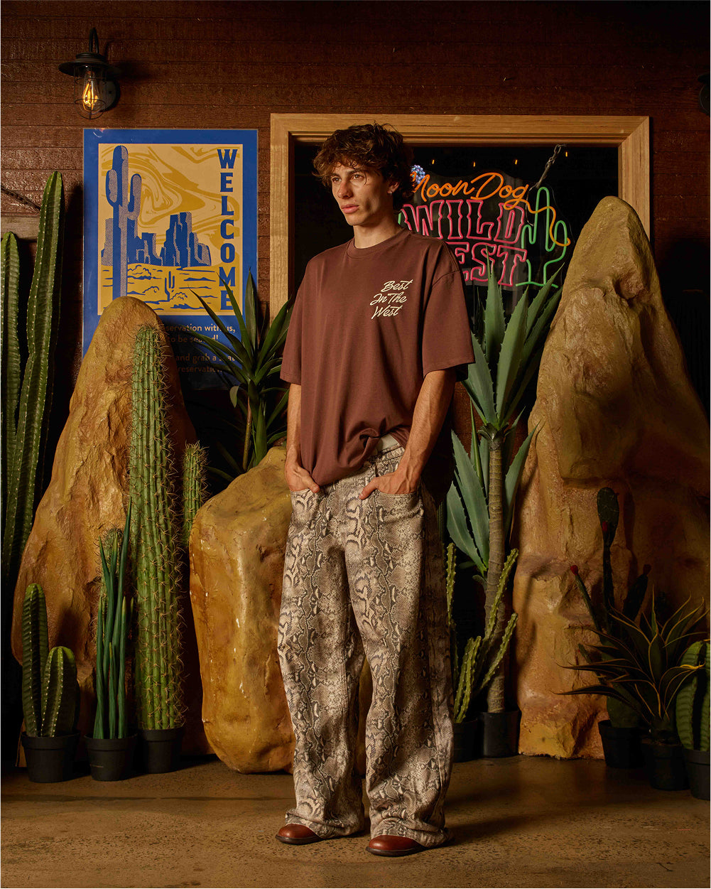 Outlaws Oversized Tee product image 5