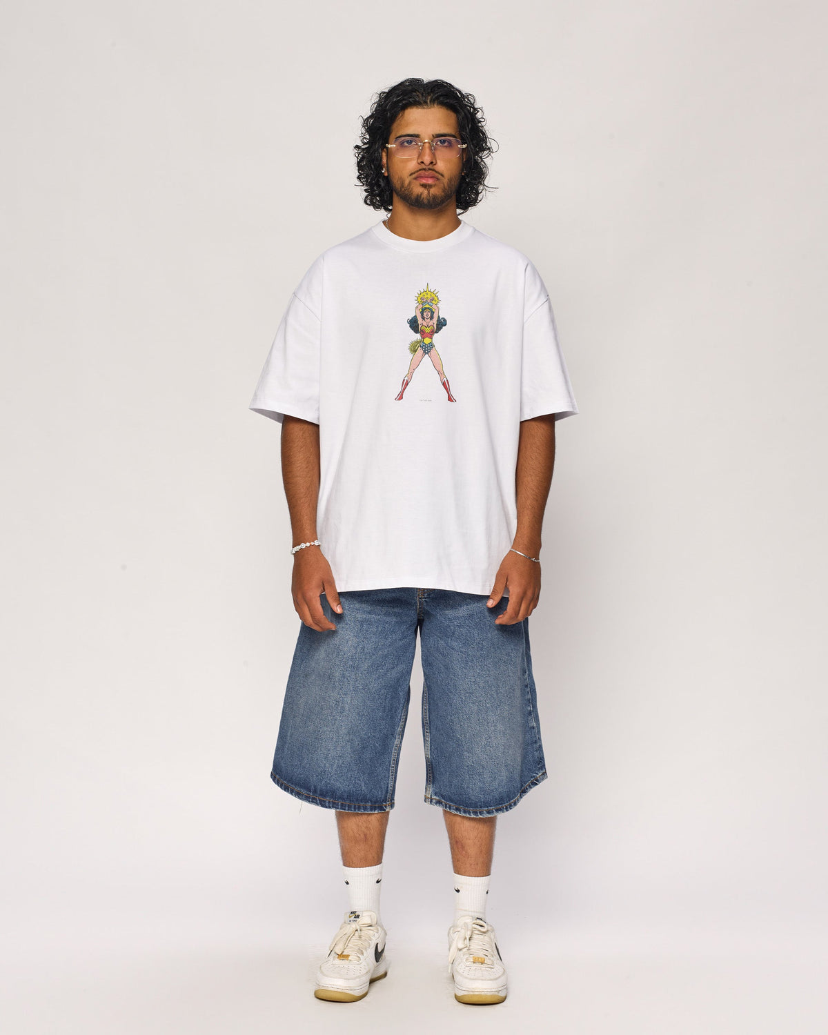 Wonder Woman Power Surge Oversized Tee product image 6