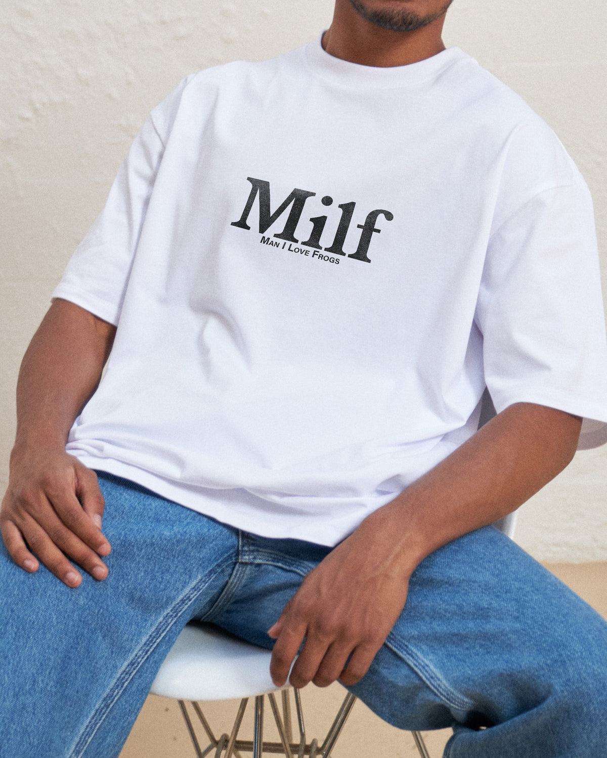 Man I Love Frogs Front and Back Oversized Tee product image 2